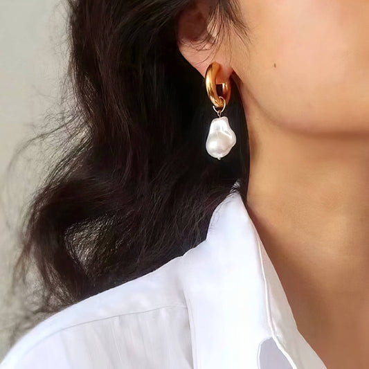 Chunky Pearl Earring